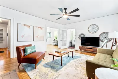 Image de Perfect Albemarle Getaway Steps From Main Street!