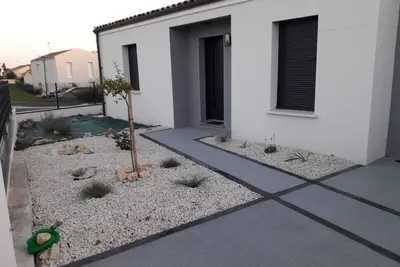 Image de Maison paisible avec terrasse, proche du centre bourg et de tous ces commerces
