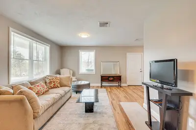 Image de New Hampshire Abode w/ Mountain Views, Near Skiing