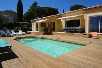 Image de Villa de standing 10 couchages avec piscine chauffée