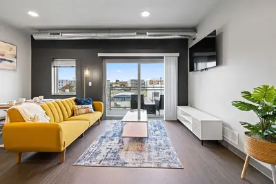 Image de Boho 2b1b w/Wi-Fi, Balcony Views, Coffee + Parking