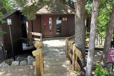 Image de Lake Front Swim off private Deck\" Wow\" Elegant in Heart Of Lake Of Ozarks