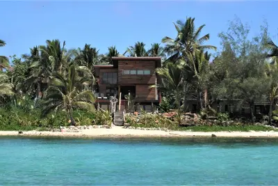 Image de Award-winning & Exceptional Eco-Friendly Property with amazing views