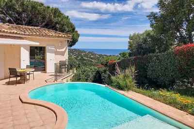 Image de Superbe maison de 2 chambres aux.
