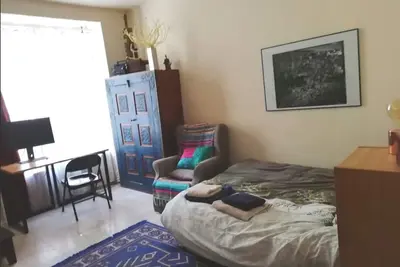 Image de Studio D'un Archéologue à Paris!