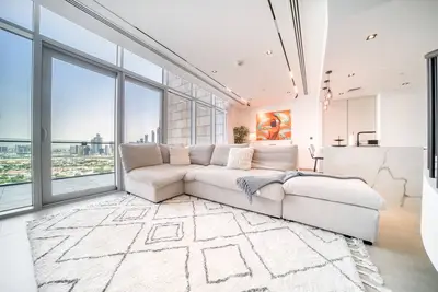 Image de Luxe and Modern Duplex in Difc
