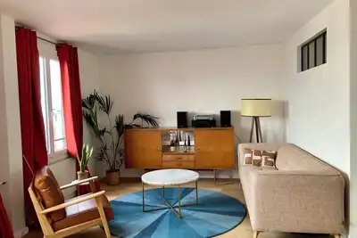 Image de Bel appartement avec vue magnifique, au calme, Ă 10 min du Parc des Expositions