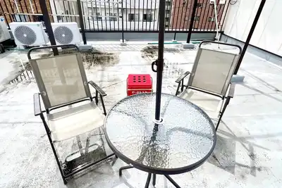 Image de Namba 1 Station. 4people. Japanese fell