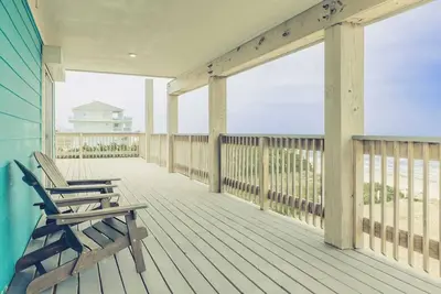 Image de This house is a 1 bedroom(s), 1 bathrooms, located in Bolivar Peninsula, Tx.