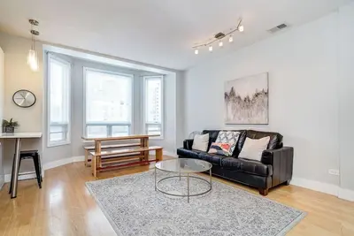 Image de Beautiful Unit Chi in Prime River North - 2