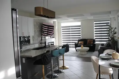 Image de Luxury, Home away from Home.
