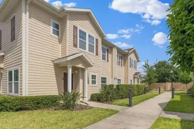 Image de 8925 Resort 4br Townhouse by Disney World Orlando