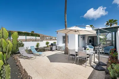 Image de Mi Casita' avec vue sur la montagne, piscine partagée et Wi-Fi