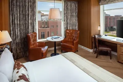 Image de Timeless Charm! Dog-friendly Accommodation with Private Balcony!