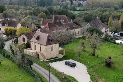 Image de Le Chant des Verdiers. Maison en Pierre Restaurée Avec un Cadre Exceptionnel
