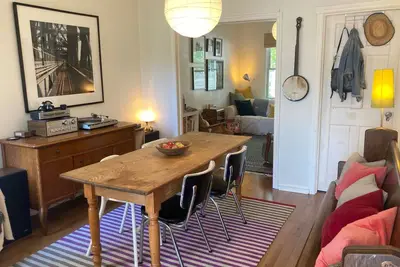 Image de Spacious 1-bed home-from-home apt w/ garden. Little Portugal
