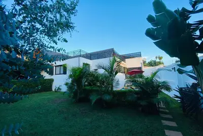 Image de Joyau Secret # Jardin # Piscine # Bien-être # Prox Centre Ville