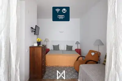 Image de MyStay - The Viscount's House | Twin Standard