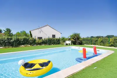 Image de Bel appartement au Sambuc avec WiFi