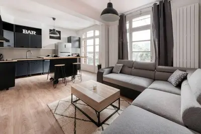 Image de Maison Familiale pleine de charme