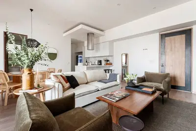 Image de Exquisite Condesa Oasis: Stunning Views, Pool & Gym