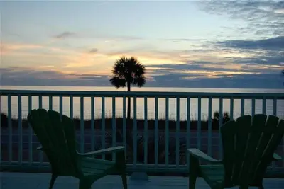 Image de Unimaginable views from Sunset House Whole!