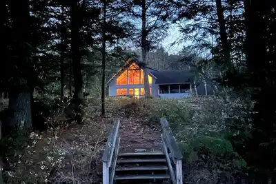 Image de Squam Waterfront Home with Large Screened Porch