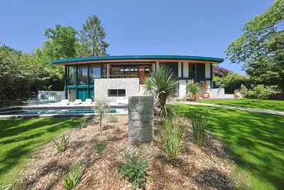 Image de Villa d'architecte à 2km des plages