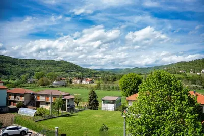 Image de Un refuge accueillant entre les collines des Langhe et la mer de Ligurie