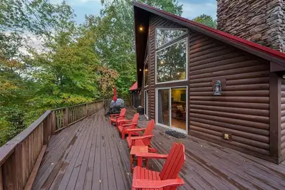 Image de Cozy Lakefront Cabin in Mammoth Cave, Ky