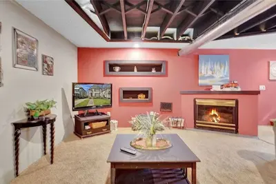 Image de Spacious Buffalo-Niagara Home