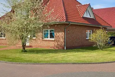 Image de Stadtvilla mit Pool und Sauna