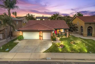 Image de Pet Friendly 4 Br Home, Perfect for Monthly Stays. Near Wineries & Restaurants!