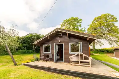Image de Bramley Hot Tub Lodge by Interhome
