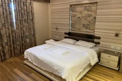Image de 2 Bedroom Fully Furnished Apartment with Swimming pool for 6 pax in Arpora Goa