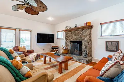 Image de Warm Family Home near Bethel