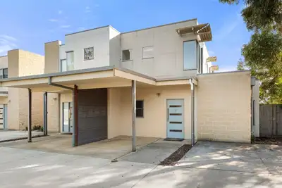 Image de Town house walk to the beach! Disable friendly