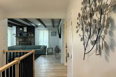 Image de New 6bdr+1 Stone Mountain Retreat
