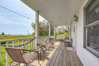 Image de Algoma Vacation Rental w\/ Fire Pit + Lake Views!