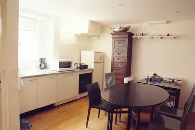 Image de Limited budget 55m² appt 8 pers. ground floor 20-30 mn from Paris