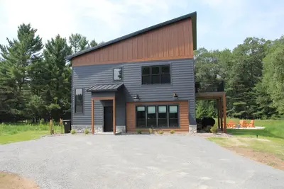 Image de Brand New Secluded Cabins in Arbor Vitae, Wi