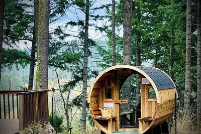Image de No Dog Fee! Spring Fly Fisher’s, Outdoor Barrel Sauna & River Views!