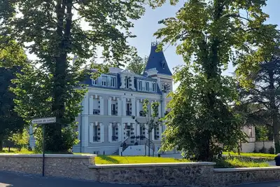 Image de Appartement 3 Pièces Petit Chateau au Coeur de la Ville. Exceptionnel!