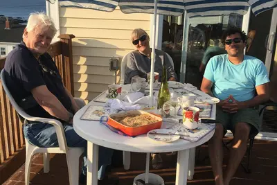 Image de Family cabin by the sea available August and September in Newfoundland