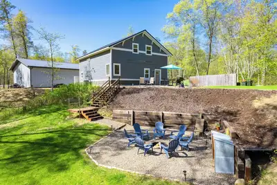 Image de Discover a Hidden Gem! Modern Crosslake Retreat, Sleeps 12