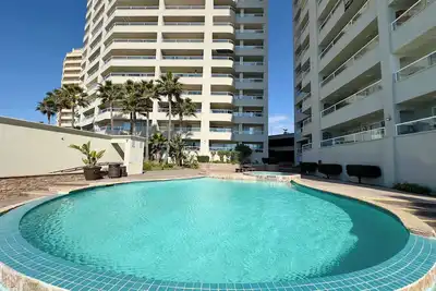 Image de Love \"La Jolla\" Hot Tub and Pools
