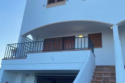 Image de Adosado con Piscina, Vistas al Castillo, pista de Baloncesto con Parque Infantil