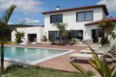 Image de Villa Canailles, vue mer, piscine et jacuzzi, Cassis