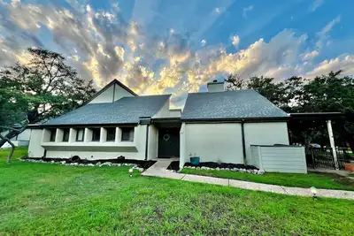 Image de Roomy 3bed/2bath by Lake Travis with community pool, pets welcome!