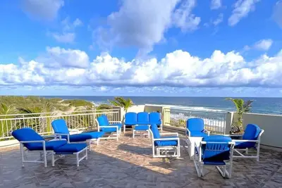 Image de #10 Jobos Beachfront Penthouse Stunning views!